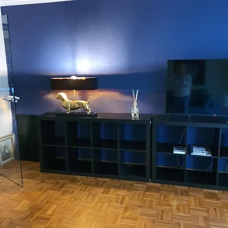 Apartamento Exklusive 2 ZKB 68qm gegenüber Schlossgarten in 5 Min zur City *