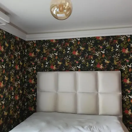 Exklusive 2 ZKB 68qm gegenüber Schlossgarten in 5 Min zur City